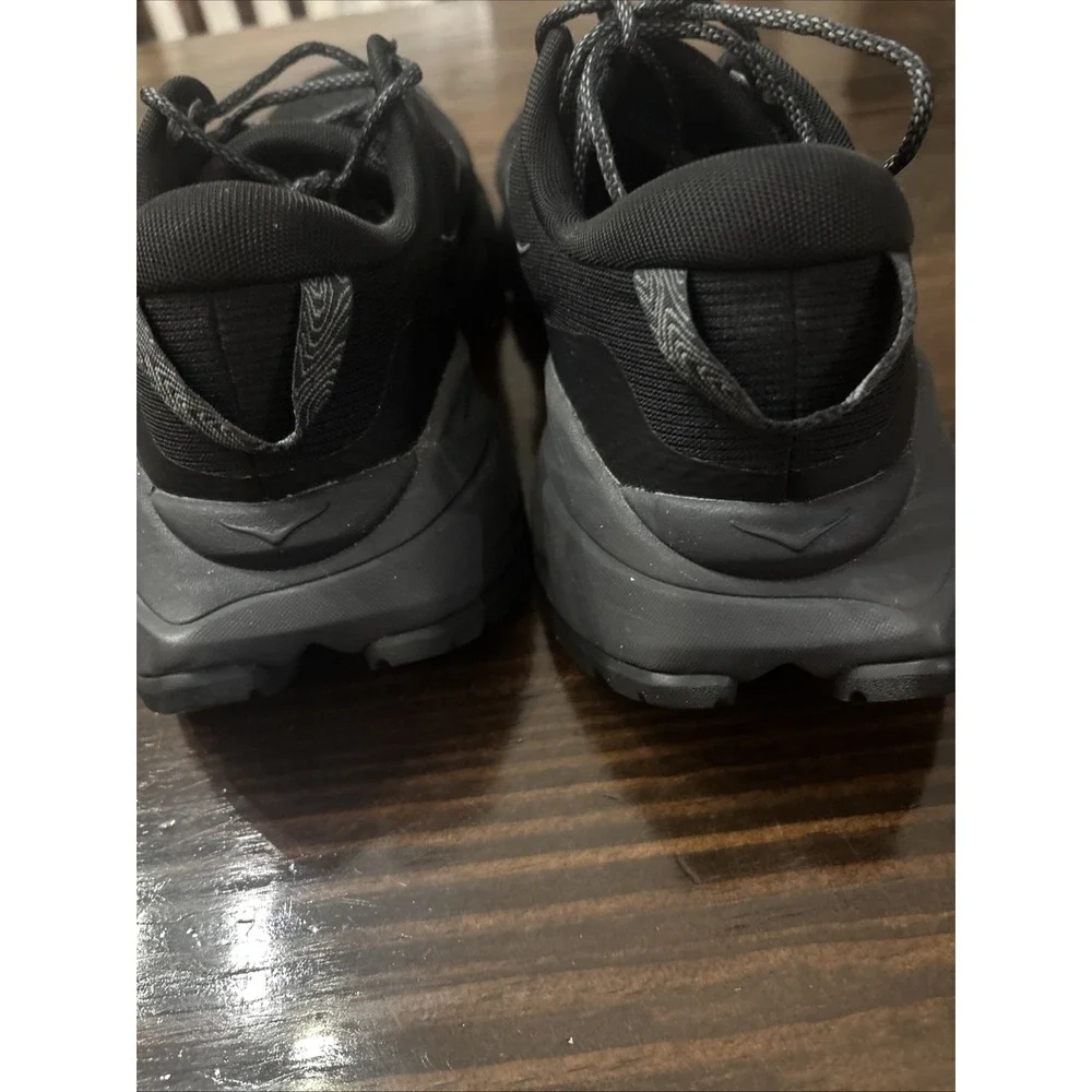 Hoka One One excellent like